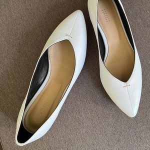 Barneys New York Vero Cuoio White Flats